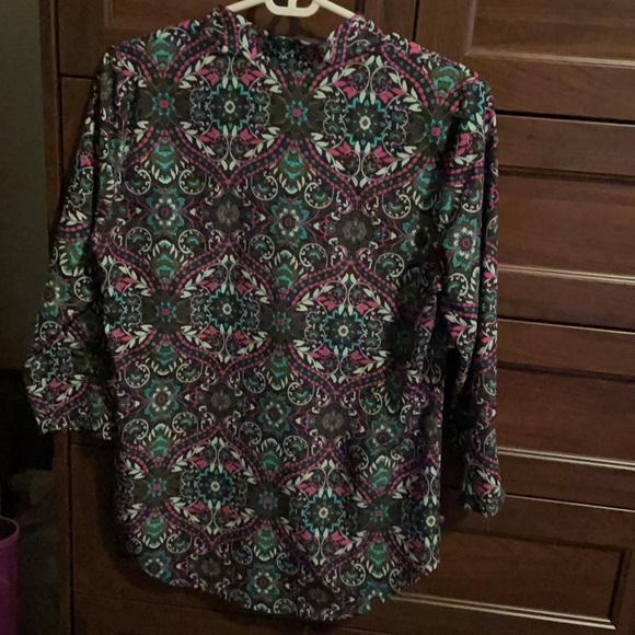 ⭐️ 4 for $10 Van Heusen blouse - Picture 3 of 6